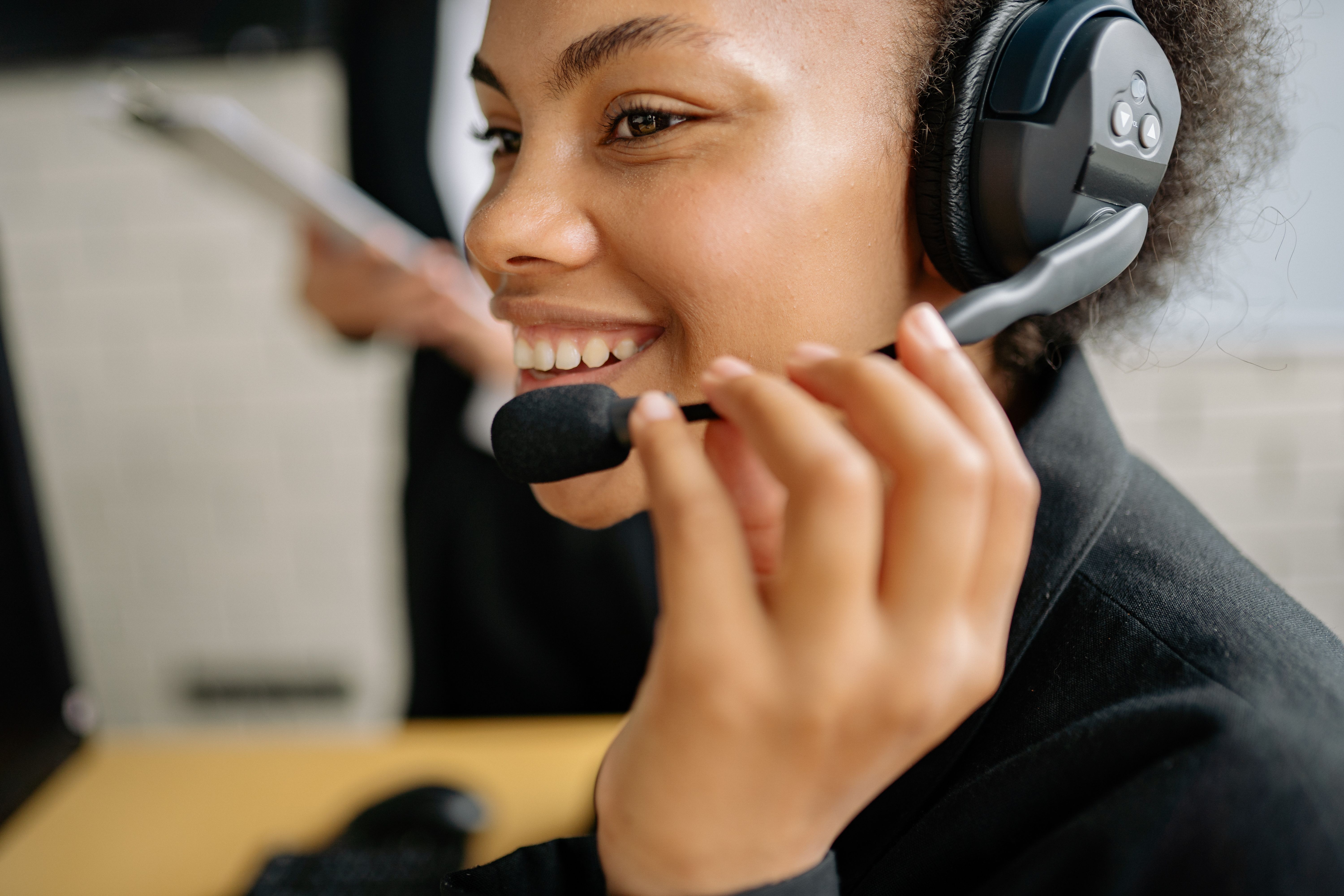 Customer support agent with headset